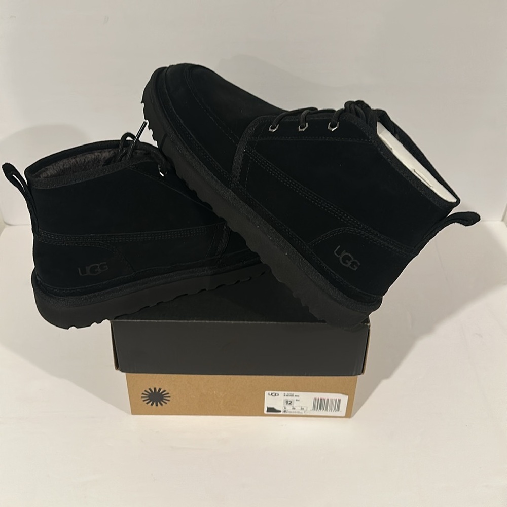 MEN UGG NEUMEL BOOT ‘BLACK’ SIZE: 12 / 13